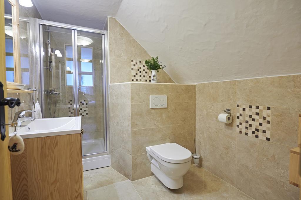 Holiday Chalet "Alpine Dreams" With Private Wellness Solčava Rum bild