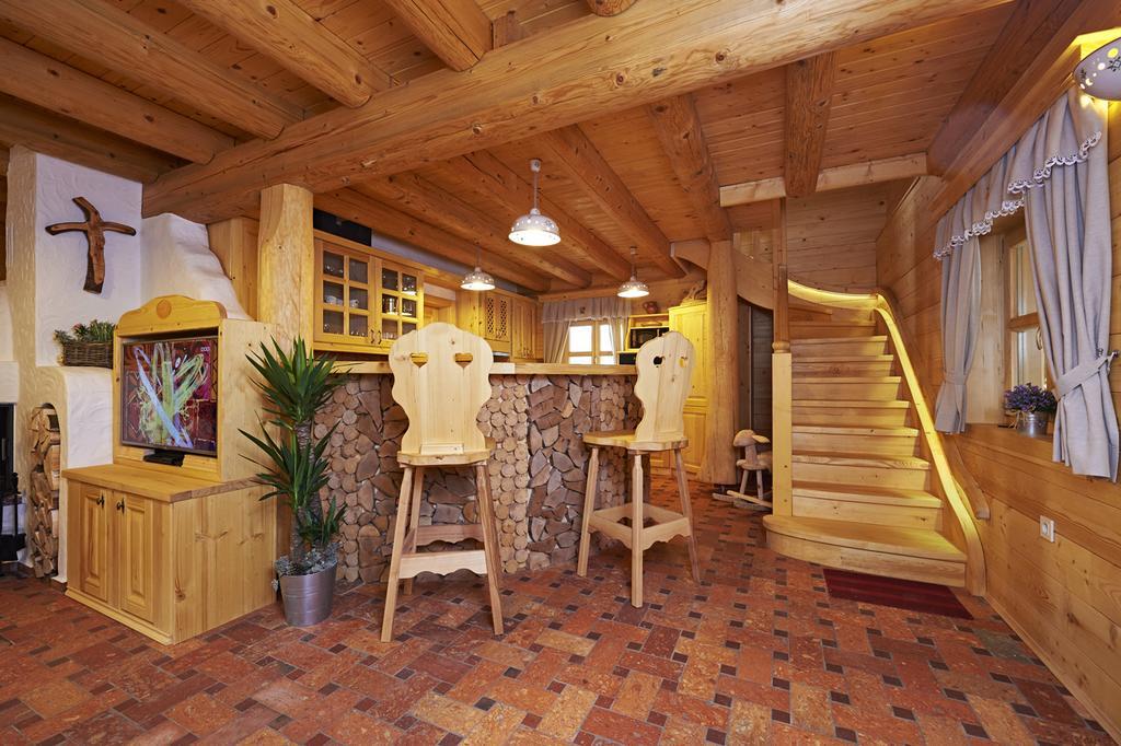 Holiday Chalet "Alpine Dreams" With Private Wellness Solčava Rum bild