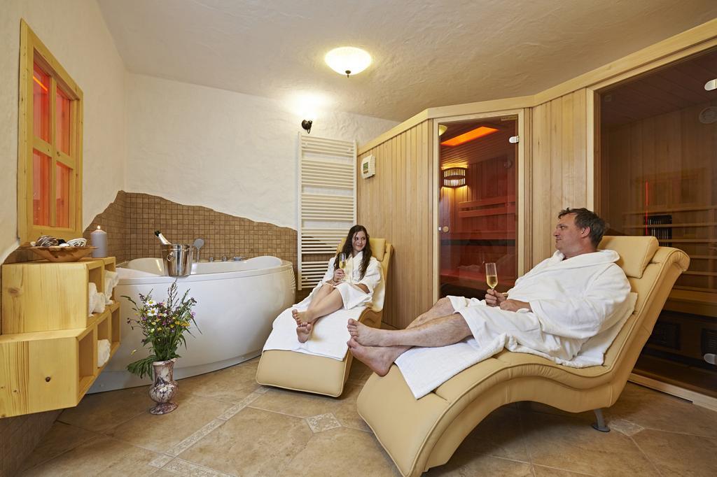Holiday Chalet "Alpine Dreams" With Private Wellness Solčava Rum bild
